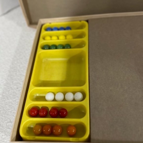 1965 ORIGINAL BOX IDEAL TIP IT BOARD GAME VINTAGE ALL PIECES ARE INCLUDED - Picture 5 of 6